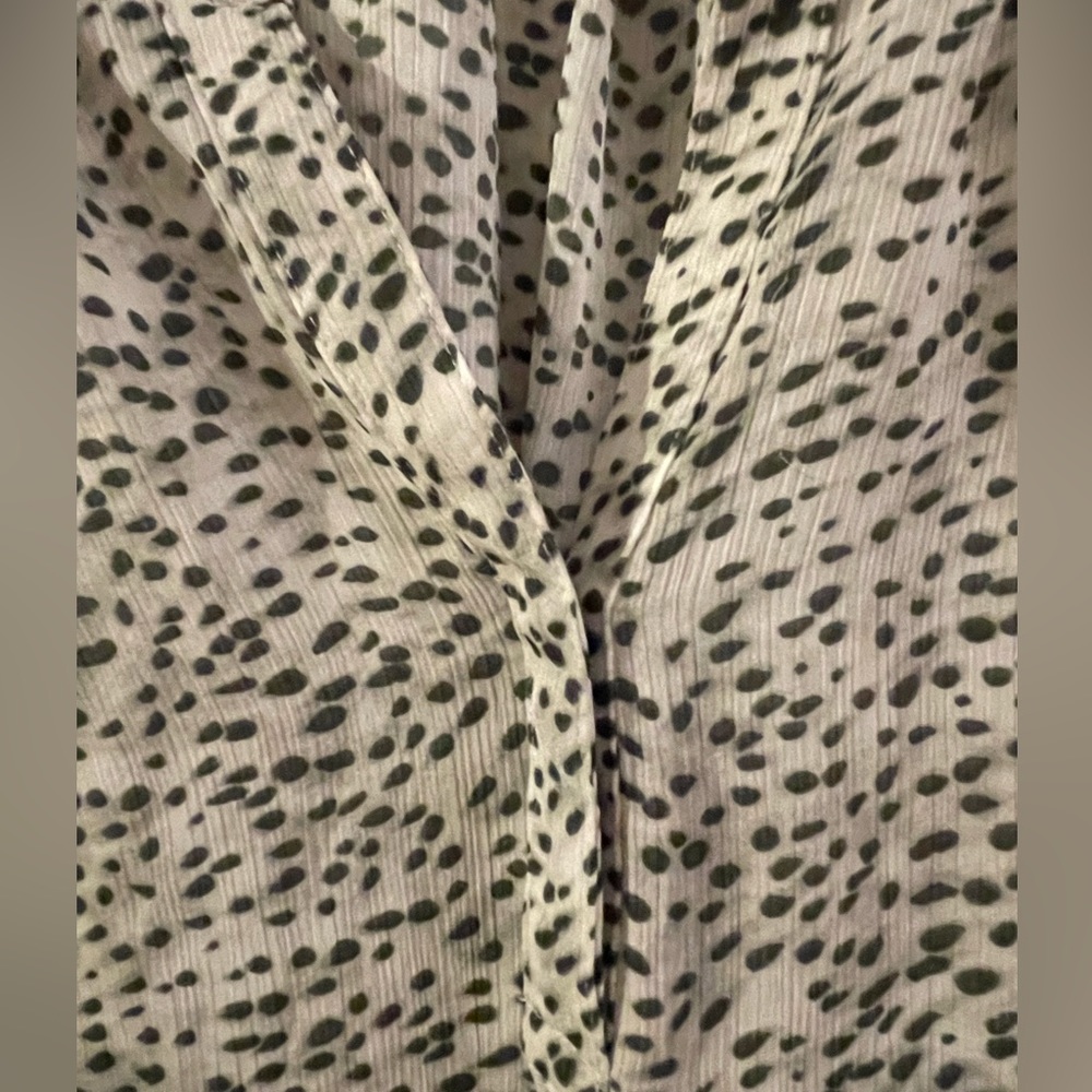 Chaps 3x Animal Print Olive Green Short Sleeve Top - Picture 4 of 6